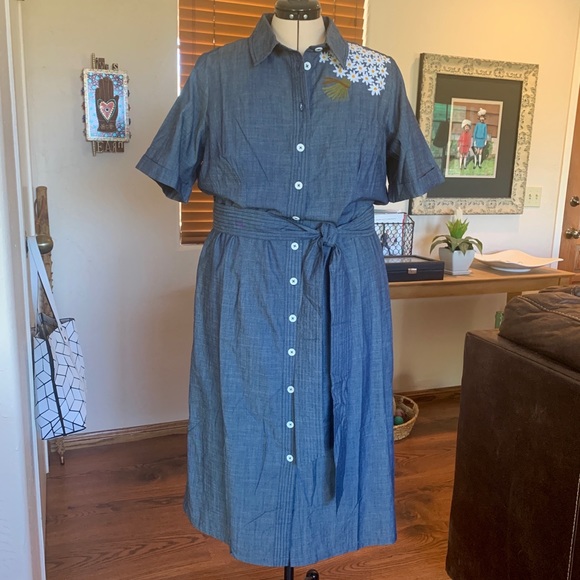 eshakti Dresses & Skirts - eShakti cotton chambray button front shirt dress